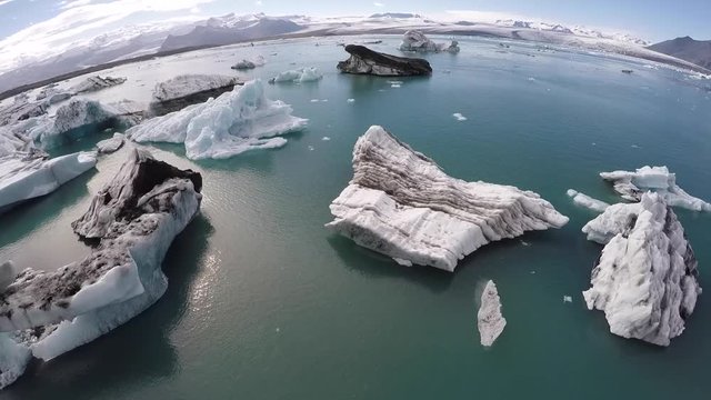J�kuls�rl�n, or Glacier's-River-Lagoon has become one of Iceland's most popular attractions due to its immense beauty. 