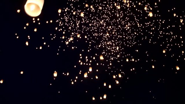 Chiang Mai,Thailand-November 14, 2016: (Time Lapse)(4 times speed) (60fps)Floating lanterns or Khom Loy at Chiang Mai Loy Krathong Festival
