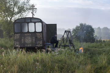 Бродяга Сталкер на долгожданном привале. 