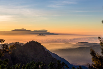 Bromo vocalno at sunrise, East Java, Indonesia