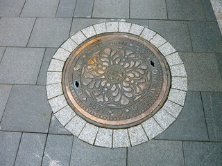 une plaque d'égouts