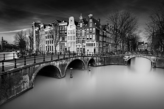 Pont &agrave; Amsterdamn