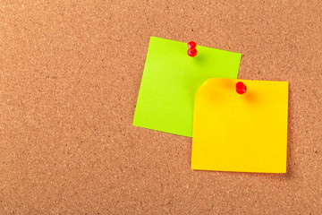 The cork board with blank notes