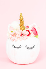 Unicorn pumpkin © arinahabich