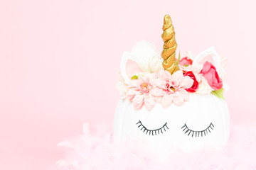 Unicorn pumpkin © arinahabich