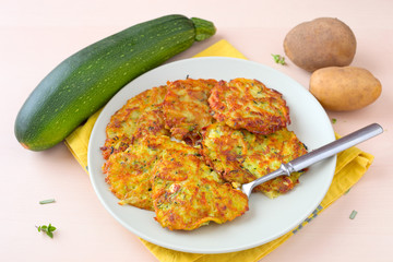 Kartoffel- Zucchini- Puffer