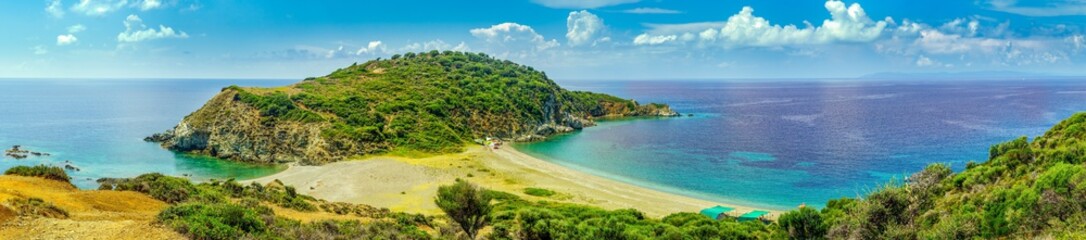 Fototapeta na wymiar Greece and the sea