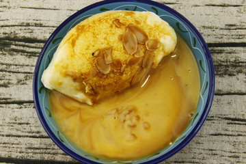 Ile flottante et sa crème anglaise