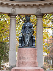 Monument to empress Maria Fedorovna in Rossi Pavilion in Pavlovsk