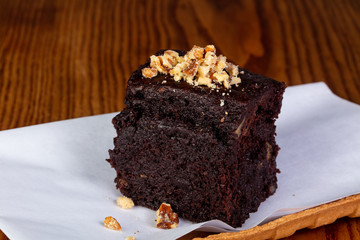 Brownie cake with nuts