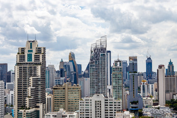 Fototapeta premium ビル, 都会, バンコク, オフィス, マンション, コンド, 建物, 高層ビル, 風景, ビジネス, 都市, 東京, アジア, コンドミニアム, 仕事, 住宅, 海外, 町並み, 東京都, 観光地, 高層マンション, ニューヨーク, 都市風景, 街, 施設, 建築, ランドマーク, アメリカ, マンハッタン, 街並み, 市街, 公共施設, 名所, 建設, ny, 北アメリカ, 工事, 建設業, 