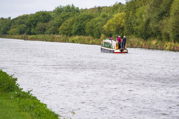 slow cruise on the Aire and Calder canal
