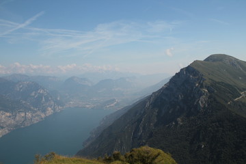 Lago di Garda and mountains