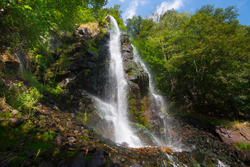Fototapeta premium Trusetaler Wasserfall im Thüringer Wald