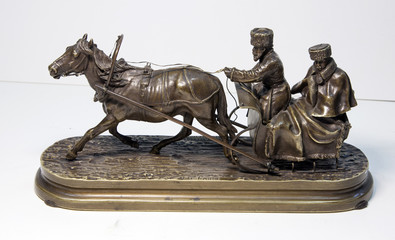 Фигура из бронзы / Figures in bronze