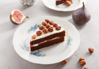 Chocolate cake with hazelnuts and figs