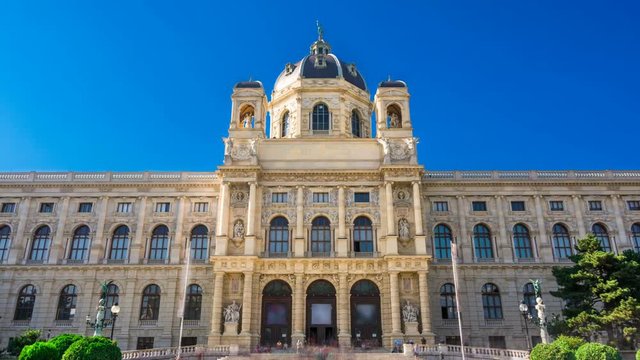 Natural History Museum (German: Naturhistorisches Museum) in Vienna, Austria on a sunny day. Time lapse. Zoom out effect 