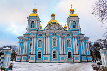Fototapeta na wymiar St. Nicholas Naval Cathedral in winter. Saint Petersburg, Russia