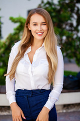 Obraz premium Secretary happy woman