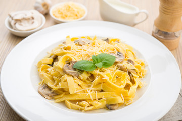 italian mushroom pasta with cheese