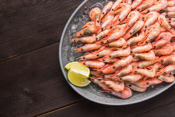 Tasty shrimp with lime