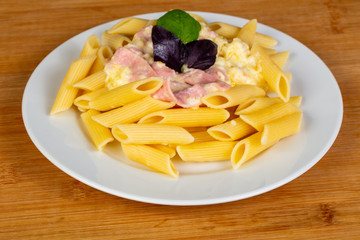 Pasta Penne carbonara