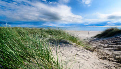 Nordsee, Strand auf Langeoog: D&uuml;nen, Meer, Entspannung, Auszeit, Ruhe, Erholung, Ferien, Urlaub, Gl&uuml;ck, Freude,Meditation :) 