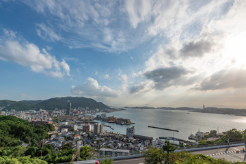 関門海峡の夕暮れ