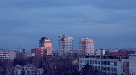 Fototapeta na wymiar City in the evening