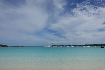 南の島の美しいビーチと空