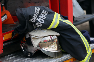 tenue de pompier au repos