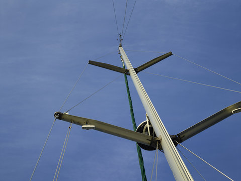 Sailboat mast 043