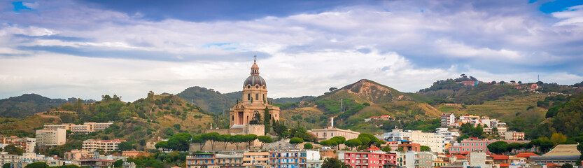 Fototapeta na wymiar Panoramic view and skyline of Messina city, Sicily, Italy