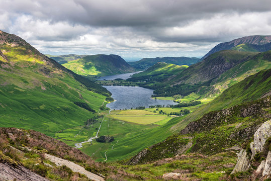Fototapeta The view towards Buttermere from between Striddle and Green Crag showing Buttermere Lake and Crummock Water in the English Lake District, Cumbria, England