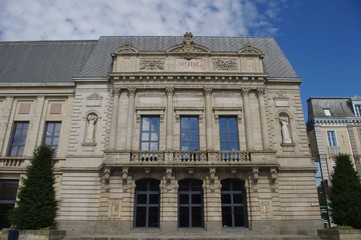 Fototapeta na wymiar Le théâtre de la ville de Saint-Brieuc