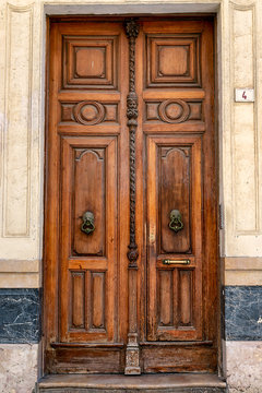 Wooden Entrance Door: Màlaga, Spain