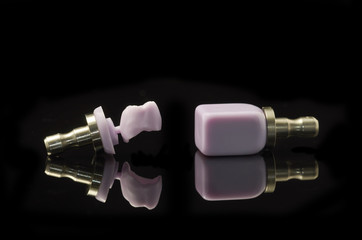 Molar and block of lithium Disilicate glass-ceramic  for the CAD CAM technology