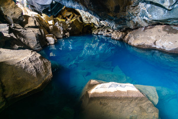 Grjotagja Höhle, Mayvatn, Island