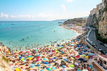 Włochy plaża i wybrzeże Tropea - obrazy, fototapety, plakaty