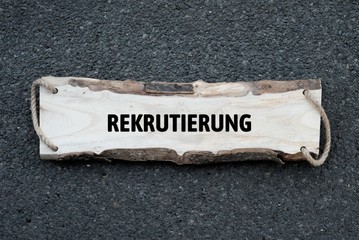 Neutrales Bild auf dem das Wort Rekrutierung abgebildet ist. Abstrakte Illustration