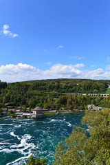 Fototapeta na wymiar Rheinfall im Kanton Schaffhausen