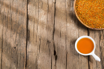 Bee honey and pollen grains - Top view