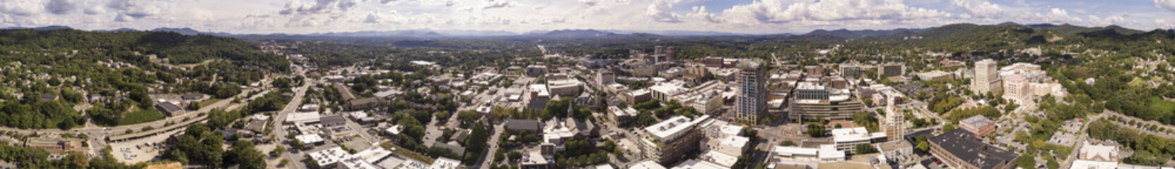 Fototapeta na wymiar Seamless aerial 360 degree panorama of downtown Asheville, North Carolina