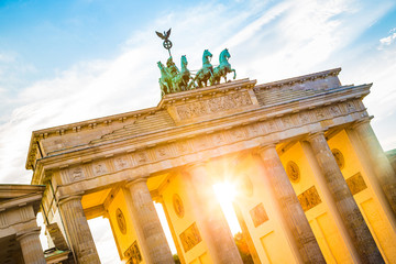 Fototapeta premium Brandenburg Gate at sunset, Berlin, Germany