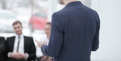 Fototapeta premium close up.businessman making a presentation at the seminar.