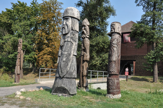 Archaeological Reserve Stronghold in Grzybowo