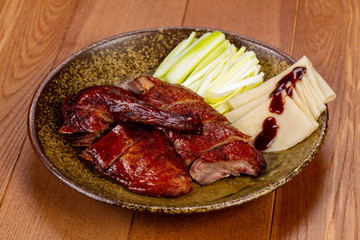 Roasted duck wik pancakes