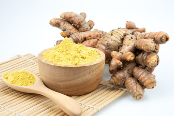 Turmeric powder and fresh turmeric