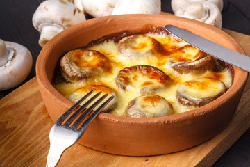 Juicy Mushrooms baked with cheese