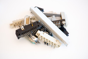 Electronics connectors